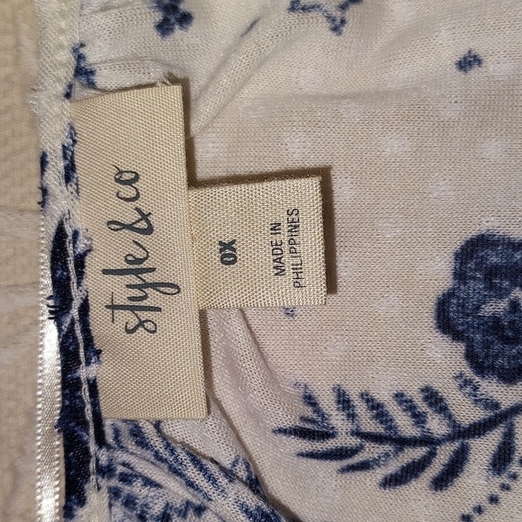 Style & Co Blouse NWT - Picture 4 of 9